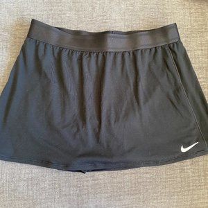 Nike Black Skirt size L